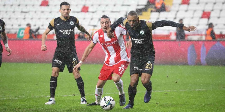 Ziraat Türkiye Kupası: Ft Antalyaspor: 2- Gzt Giresunspor: 1 (maç Sonucu)