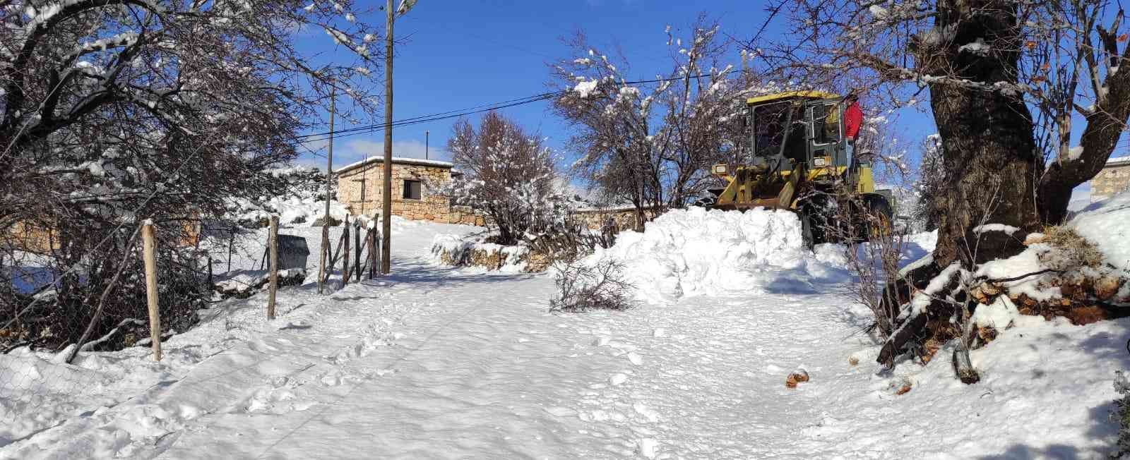 Mersin’in Yüksek Kesimlerinde Kar Yağışı Etkisini Gösteriyor