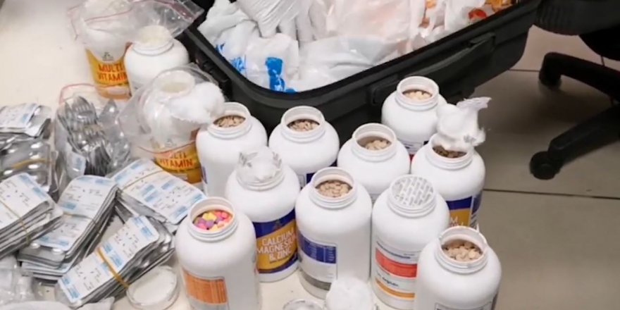 Antalya Havalimanı’nda Vitamin Kutularından Binlerce Uyuşturucu Çıktı