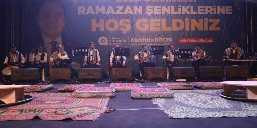 Antalya’da Ramazan Etkinliklerinde Sıra Gecesi