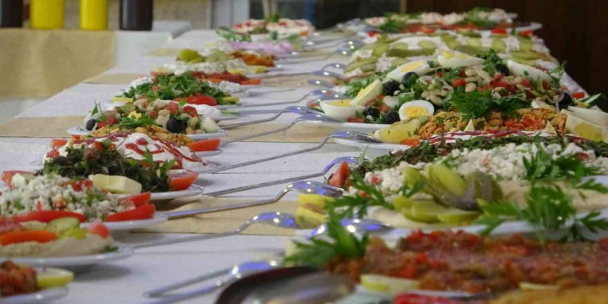 Türk Mutfağı Haftası’nda Hatay’ın Mezeleri Tanıtıldı
