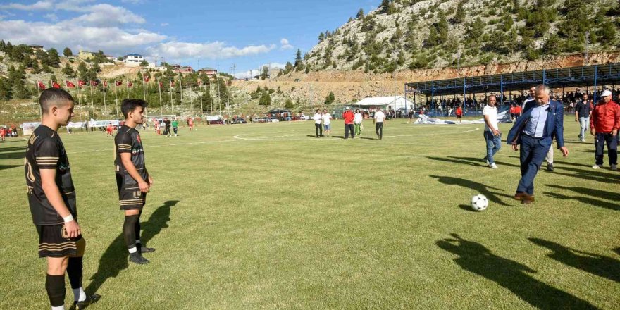 Kızıldağ Köylerarası Futbol Turnuvası Başladı