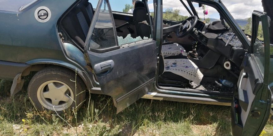 İki Otomobilin Çarpıştığı Kazada Hemşire Yaralandı