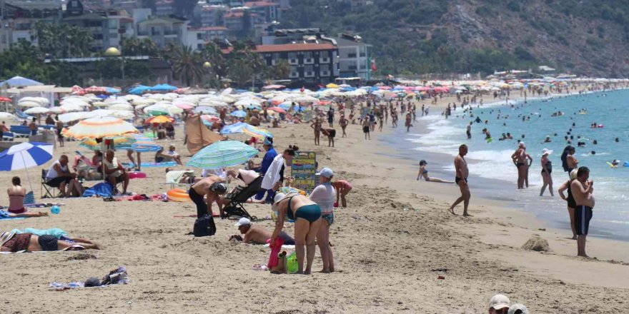 Alanya’da Turizm İşletmeleri Temmuzda Yüzde 90 Doluluğa Ulaştı