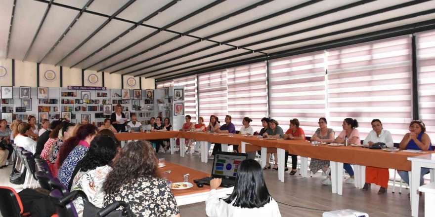 Tarsus Belediyesi Kadınlara Yönelik Çalışmalarını Sürdürüyor