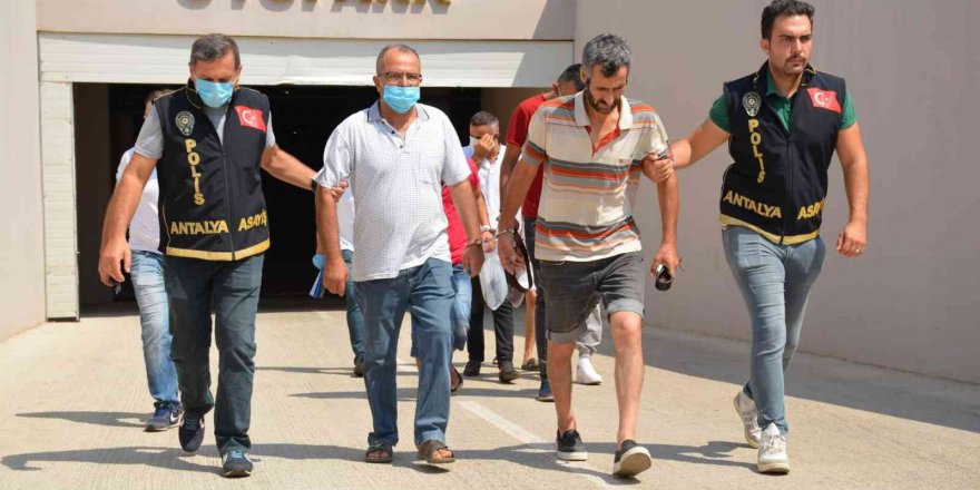 Antalya’da Aranan 63 Şüpheli Yakalandı