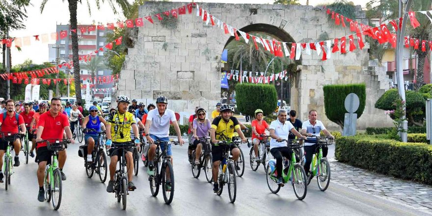 Tarsus’ta Bisiklet Turu Düzenlendi