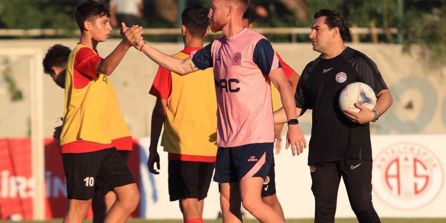 Antalyaspor & Mac Allister İşbirliği Sürüyor