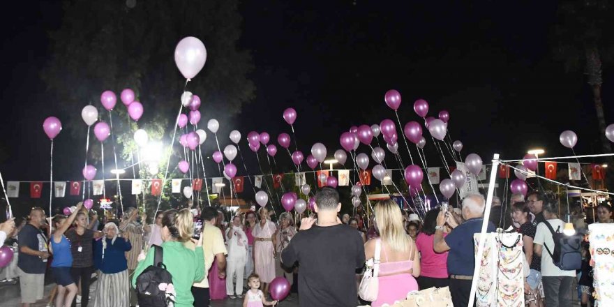 Kemer’de Balonlar Meme Kanseri Farkındalığı İçin Uçtu