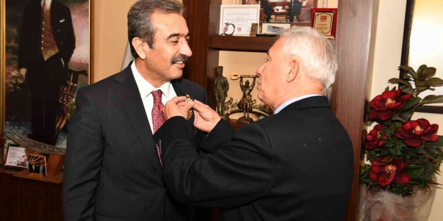 Başkan Soner Çetin’e "adaletin Kılıcı" Madalyası