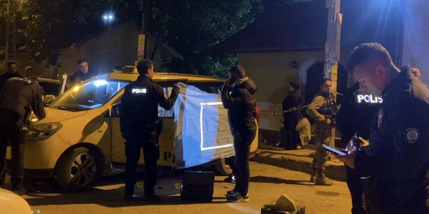 Adana’da Taksi Şoförü Bıçaklanacak Öldürüldü