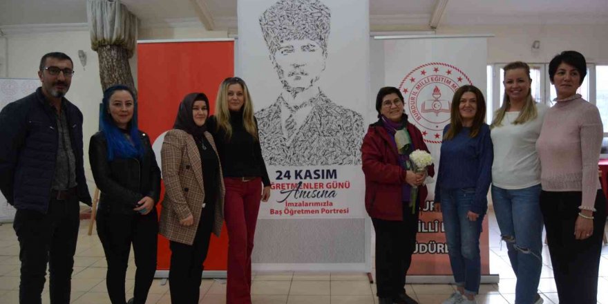 Burdur’da 404 Öğretmen Atatürk Portresinde Buluştu
