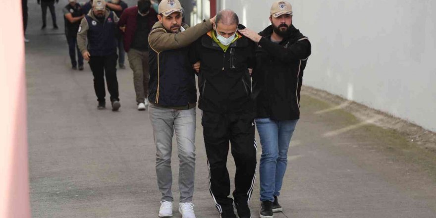 Adana’da Fetö Soruşturması: 10 Şüpheli Tutuklandı, 62 Adli Kontrol