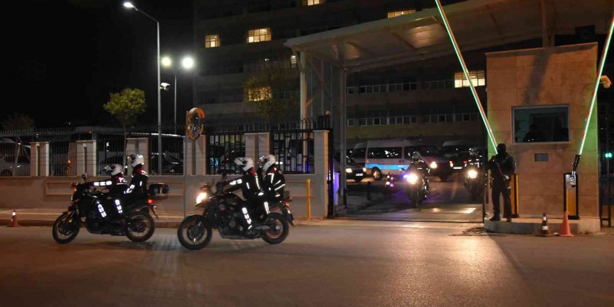 971 Polisten Yılbaşı Öncesi Antalya’da ‘huzur’ Uygulaması