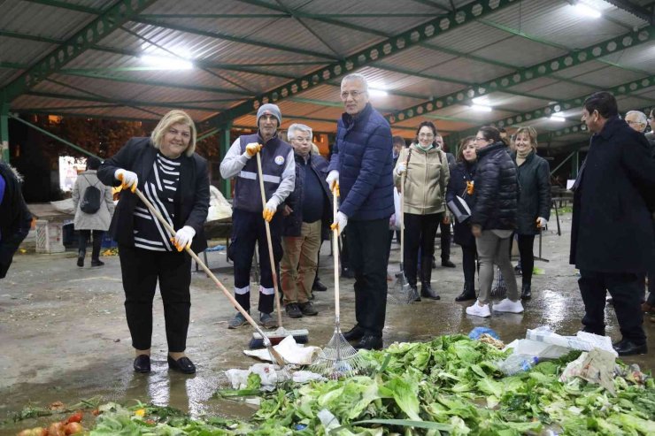 Mezitli Belediyesinin Kompost Projesi Üniversite De Tez Konusu Oldu