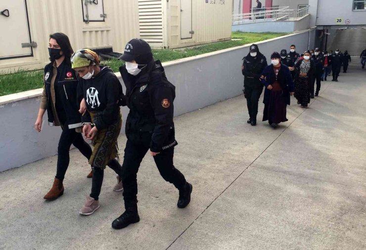 Adana’da 2 Torbacı Tutuklandı