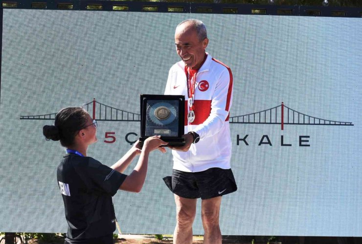 73 Yaşındaki Milli Sporcu, Madalya Ve Kupasını Şehitlere Adadı
