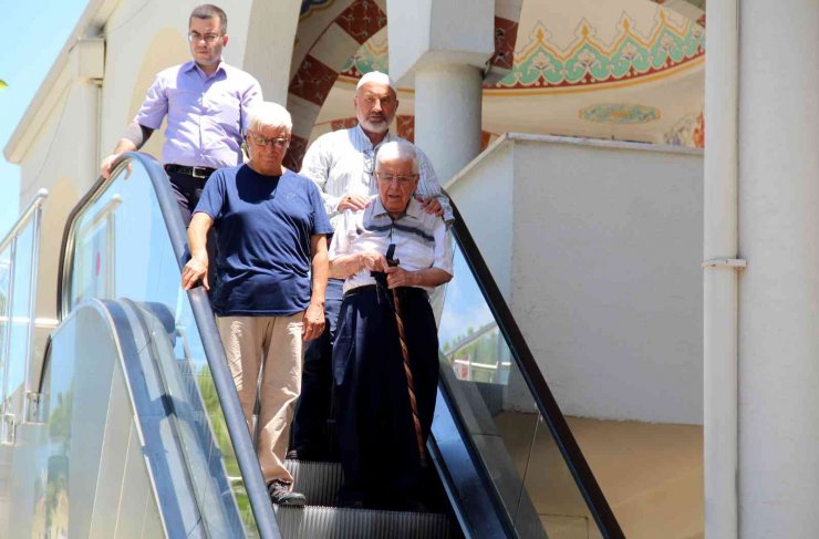 Bu Camide Yaşlılar Ve Engelliler İçin Engel Yok