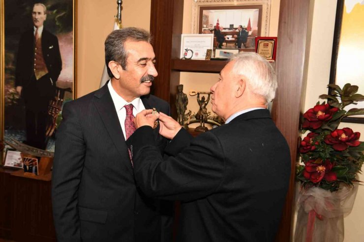 Başkan Soner Çetin’e "adaletin Kılıcı" Madalyası